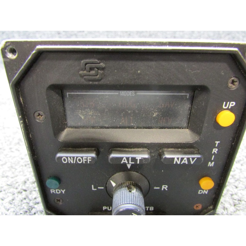 0131-1-0 S-Tec Autopilot Controller with Black Knob and Buttons (Volts: 14)