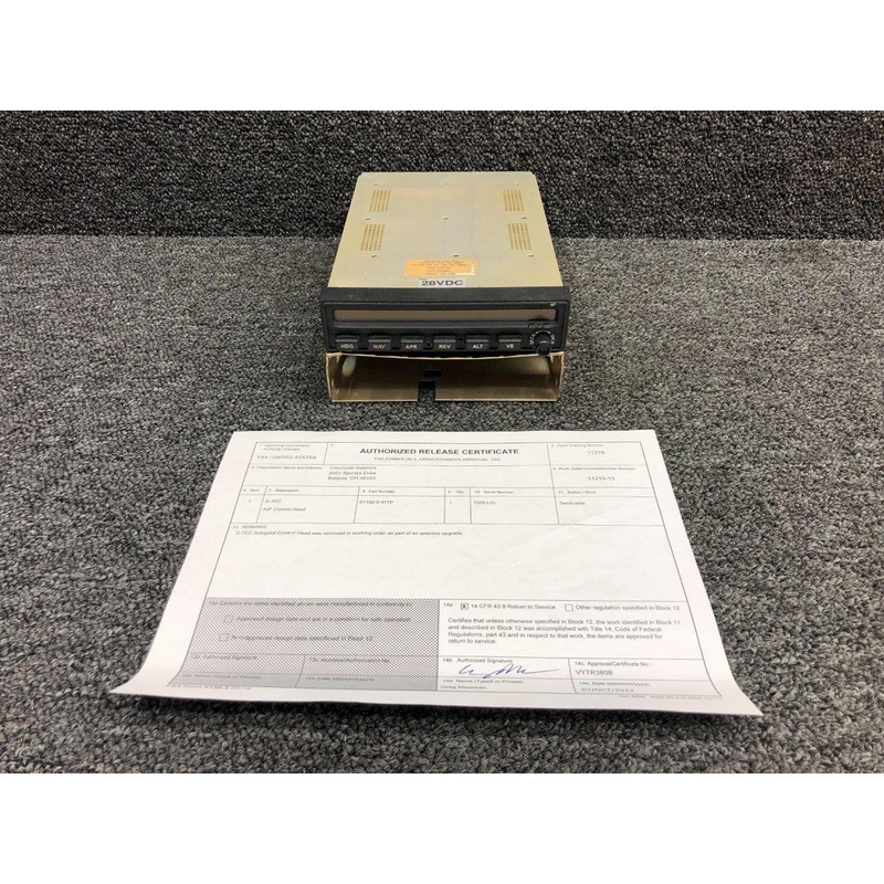 01192-0-47TP S-Tec Corporation Autopilot Controller Radio with Tray, 8130 (28V)