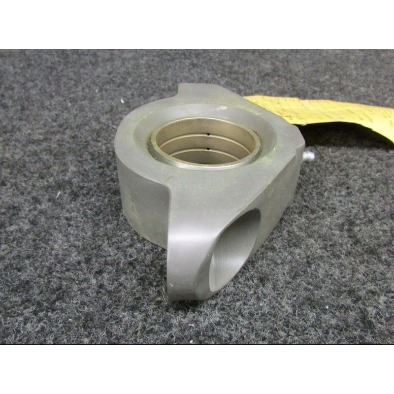 830450-1 Menasco Bearing W/ Serviceable Tag (SA)
