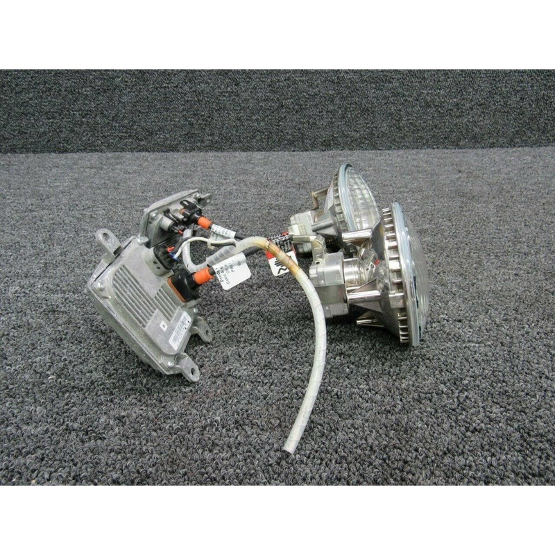 020H0105-1 / 020H0106-1 / B557-1 / B557-2 Precise Flight HID Landing Light Set