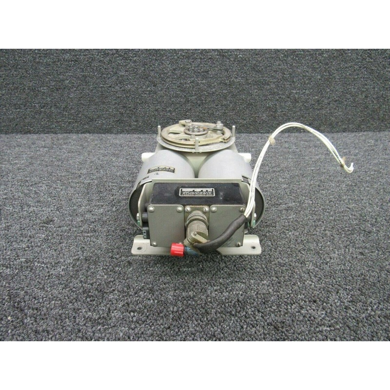 MG113A1 Honeywell Cessna Navomatic-800 Pneumatic Actuator w Servo