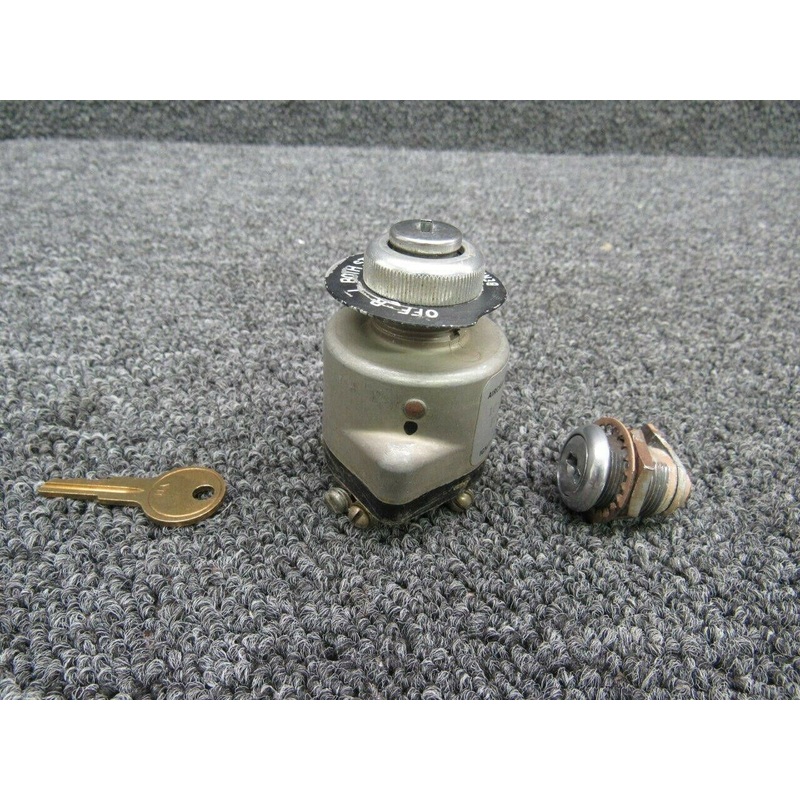 10-357200-1 Beechcraft 35-B33 TCM Ignition Switch W/ Door Lock & Key