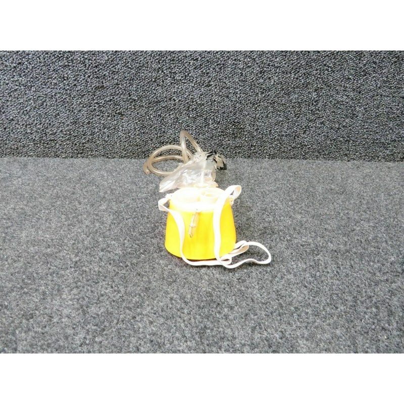289-601-11 Piper PA-31T Scott Passenger Mask (NEW OLD STOCK) (C20)