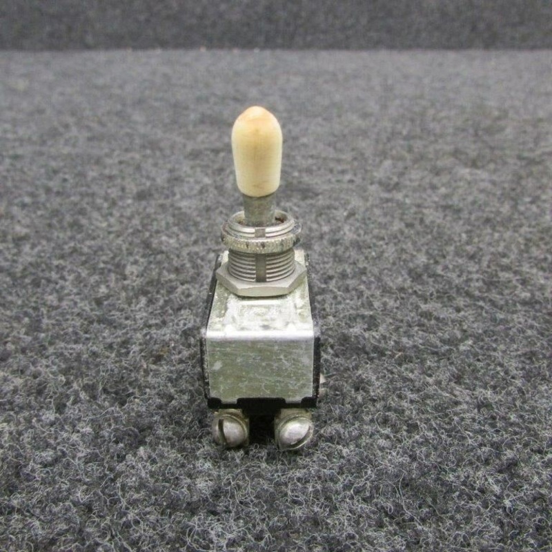 AN3027-3 (Use: MS35059-23) Cutler-Hammer Toggle Switch
