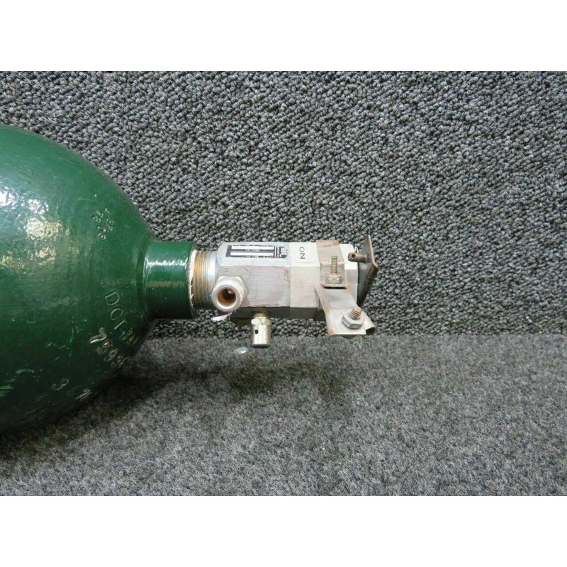 800112-01 Piper PA-31T Scott Oxygen Cylinder and Regulator Assembly (C20)