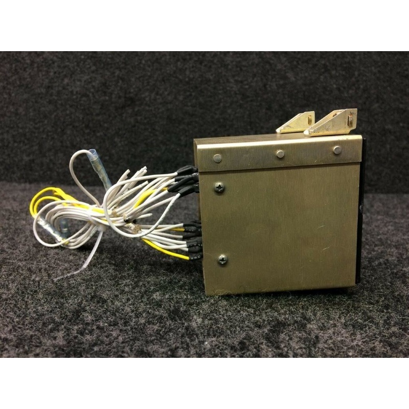 D1-211-6066 / 6093/ 6102/ 6106 Mitchell Gauge Cluster (Volts: 12)