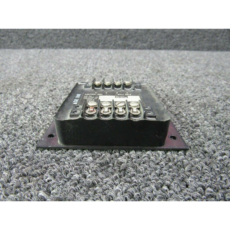 HYLZ-9879 Cessna 421B Barber Colman Control Box (Volts: 28)