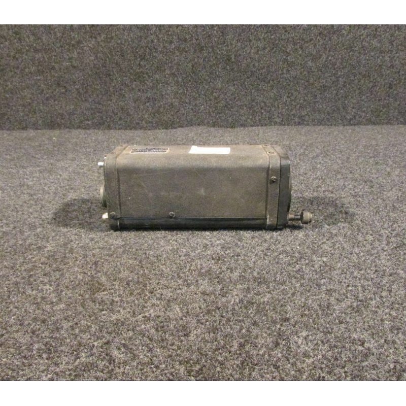 V0A-8 Narco VOR/LOC Converter Indicator