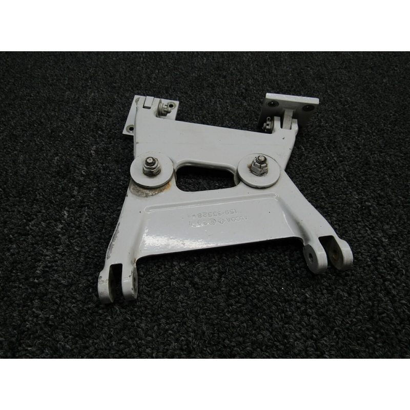 159-33328-3 T-28 Trojan Main Landing Gear Door Hinge Assembly LH