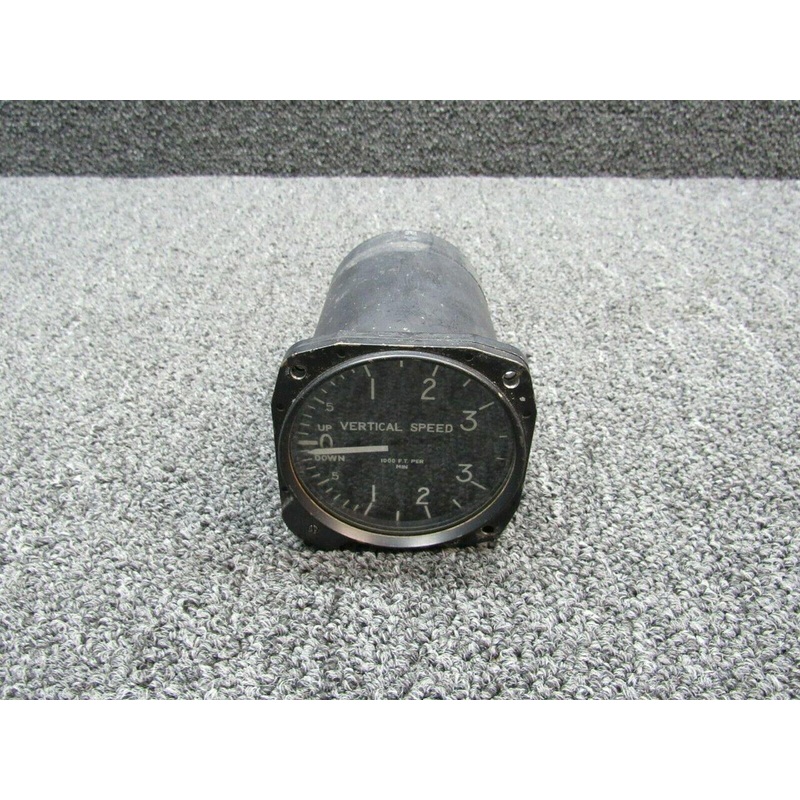 30230-0141 Aerosonic Vertical Speed Indicator