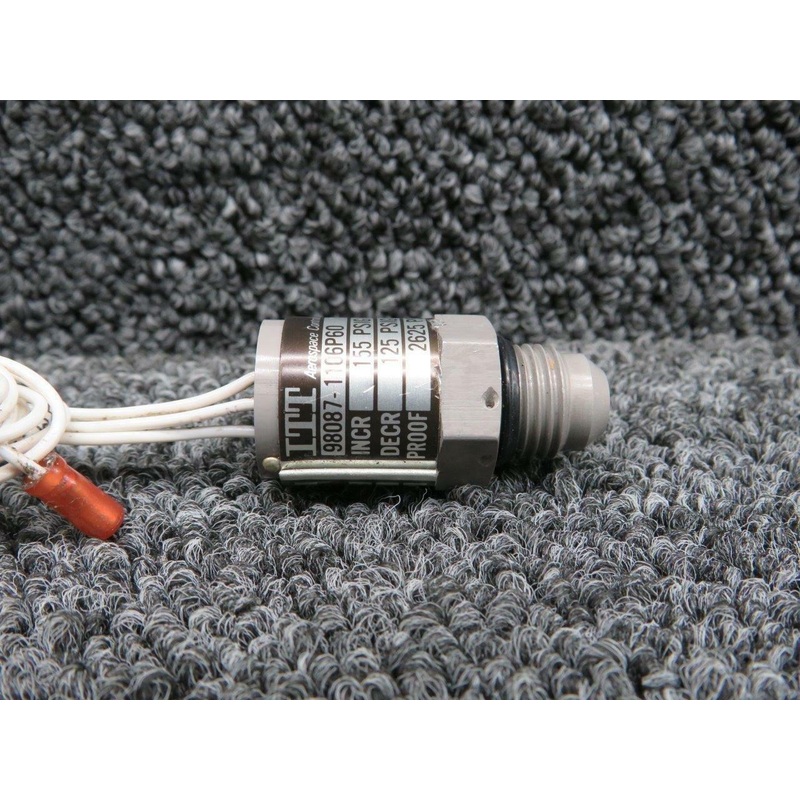 9910287-10 (ALT: 98087-1106P60) Cessna 402C Aerospace Hydraulic Pressure Switch (28V, 7A)