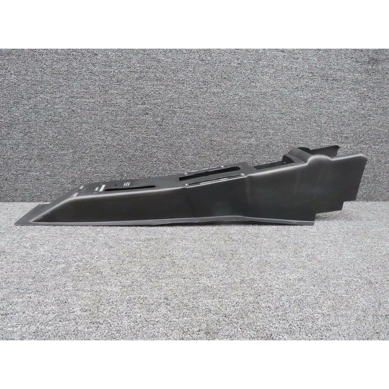 K0700764-10 Cessna A185F Plane Plastics Cover Tunnel