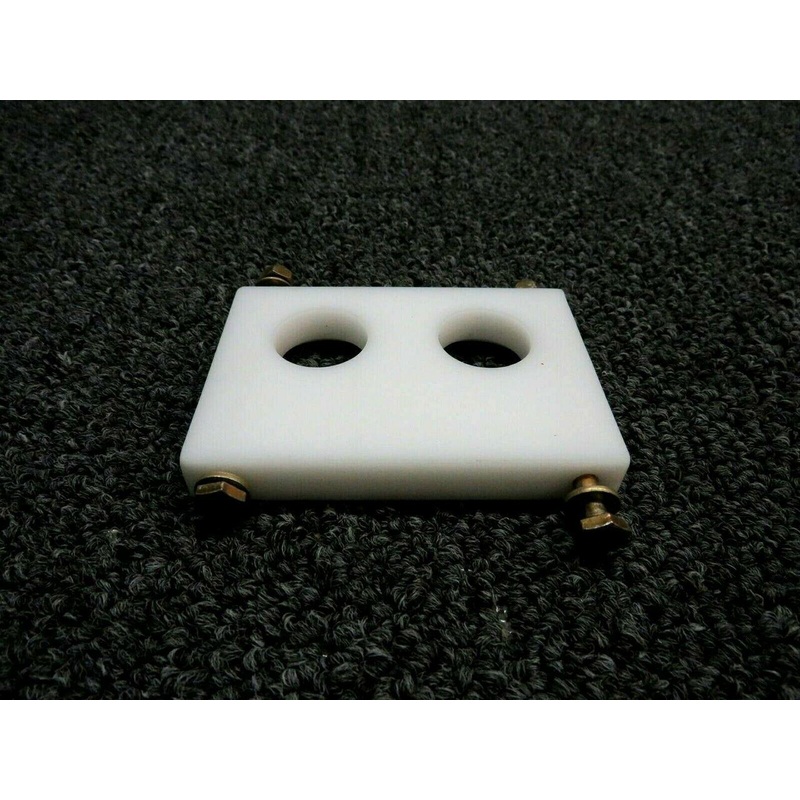 LA53274009 Columbia 400 Bearing Block End Rudder Pedal Bar