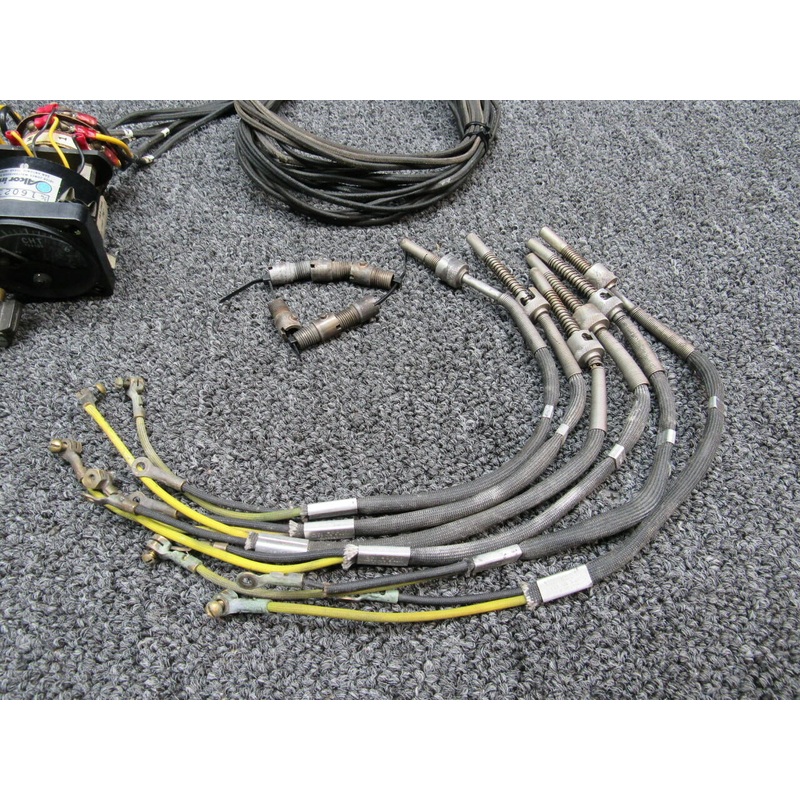 465-45842 Piper PA24-250 Alcor 216-1B CHT Indicator W/ Probes