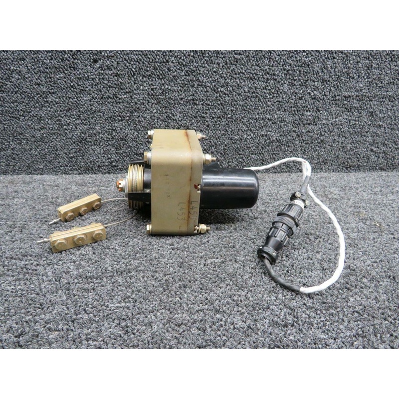 Cessna T210F Century Flight Systems 1C784-3-1027 Autopilot Servo (Volts: 14)