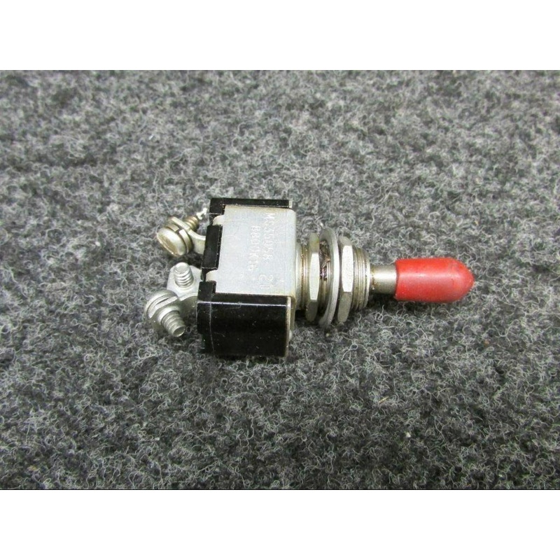 MS35058-21 (Alt: 8800K16) Cutler-Hammer Toggle Switch