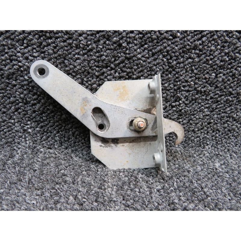 196610-10 Bellanca 14-19-3A Latch Cabin Upper
