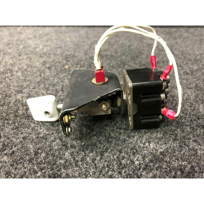 4TL1-10M (Alt: 51838-003) Piper PA-31T Switch Assembly Flap Selector
