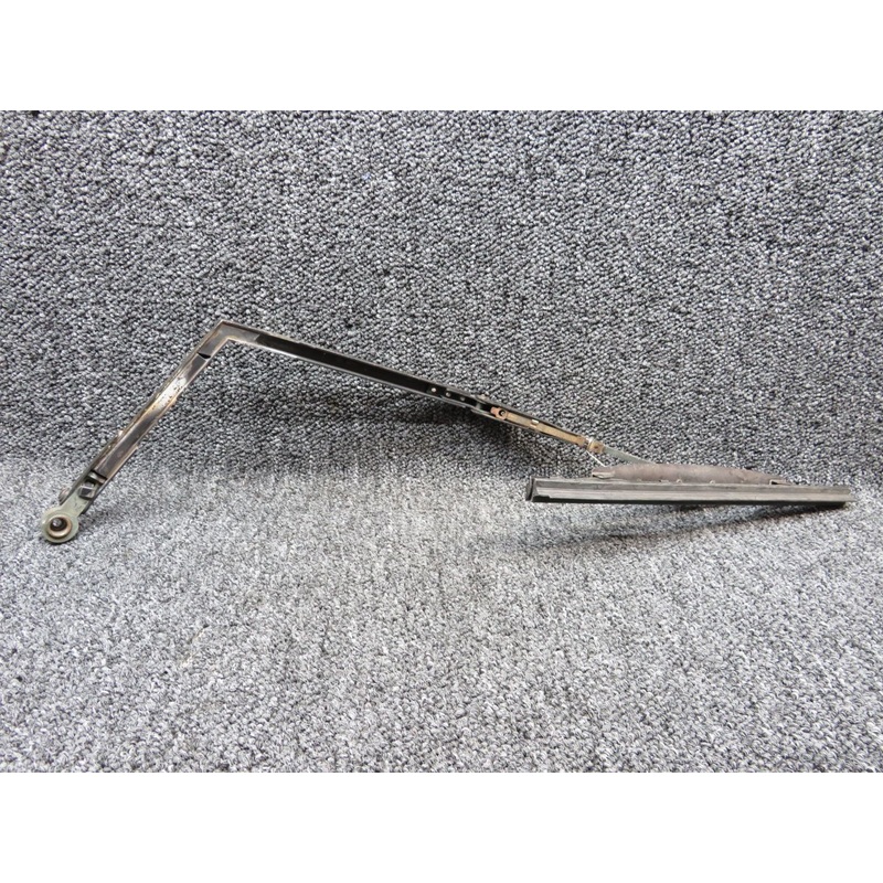 551-923 / 452-918 Piper PA-31T Alco Windshield Wiper Arm RH W/ Blade (C20)