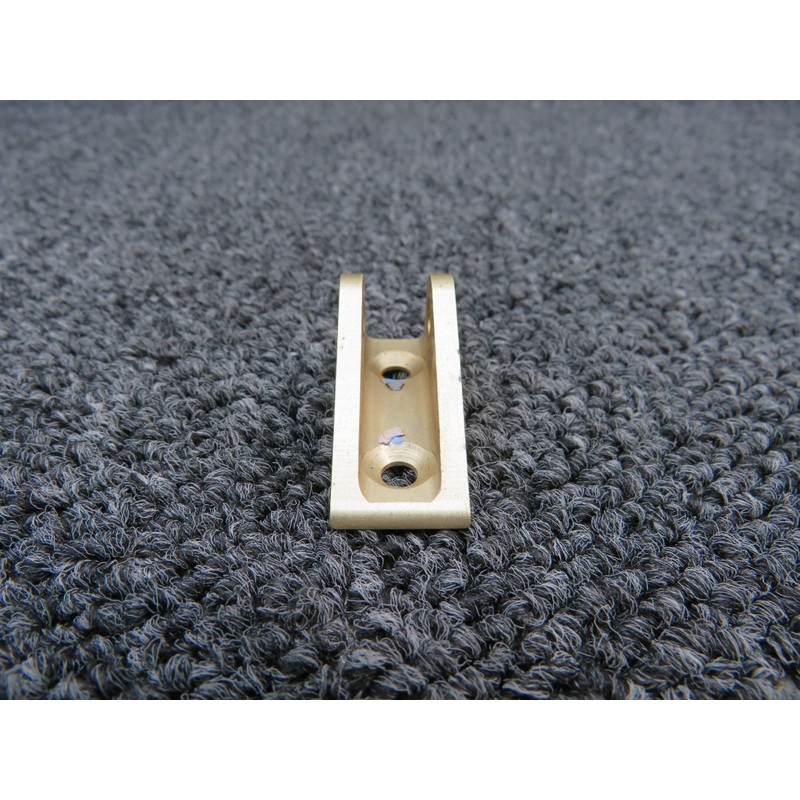 LA57275303 (Use: 2824102-21) Columbia 400 Hinge Element Aileron