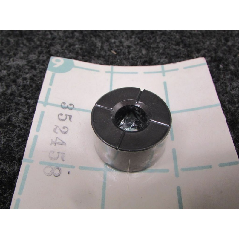 352458 Vickers Bearing Assembly  (NEW OLD STOCK) (SA)