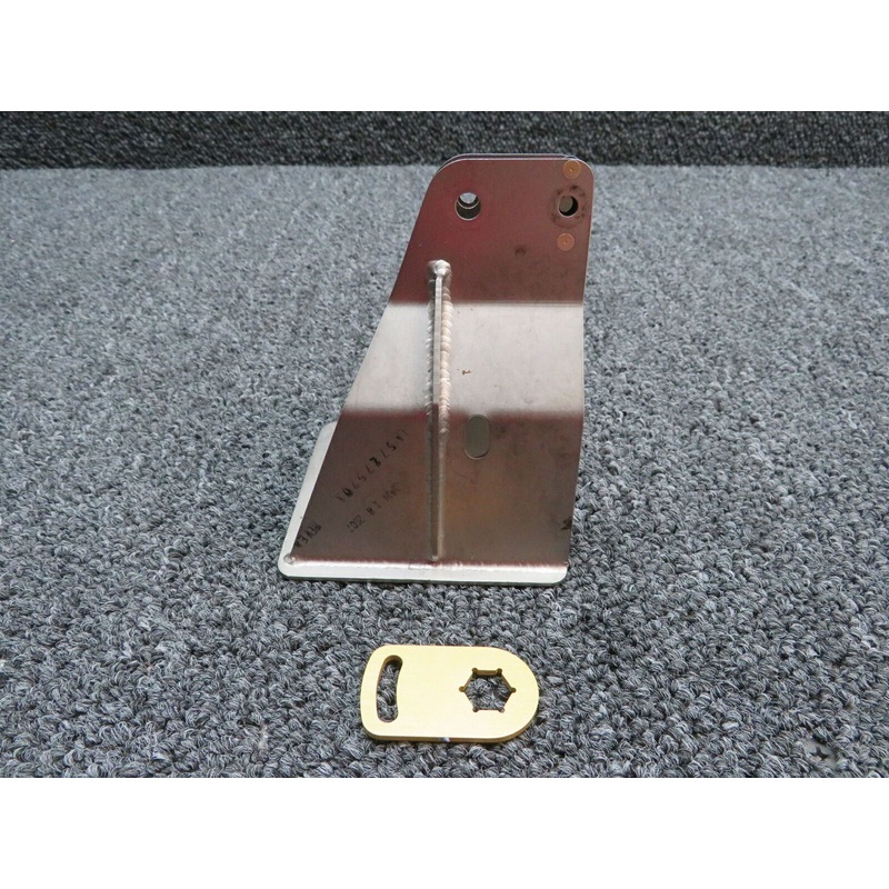 LA57275701 (FSO: 2861100-1) Columbia 400 Bracket Aileron Bellcrank LH