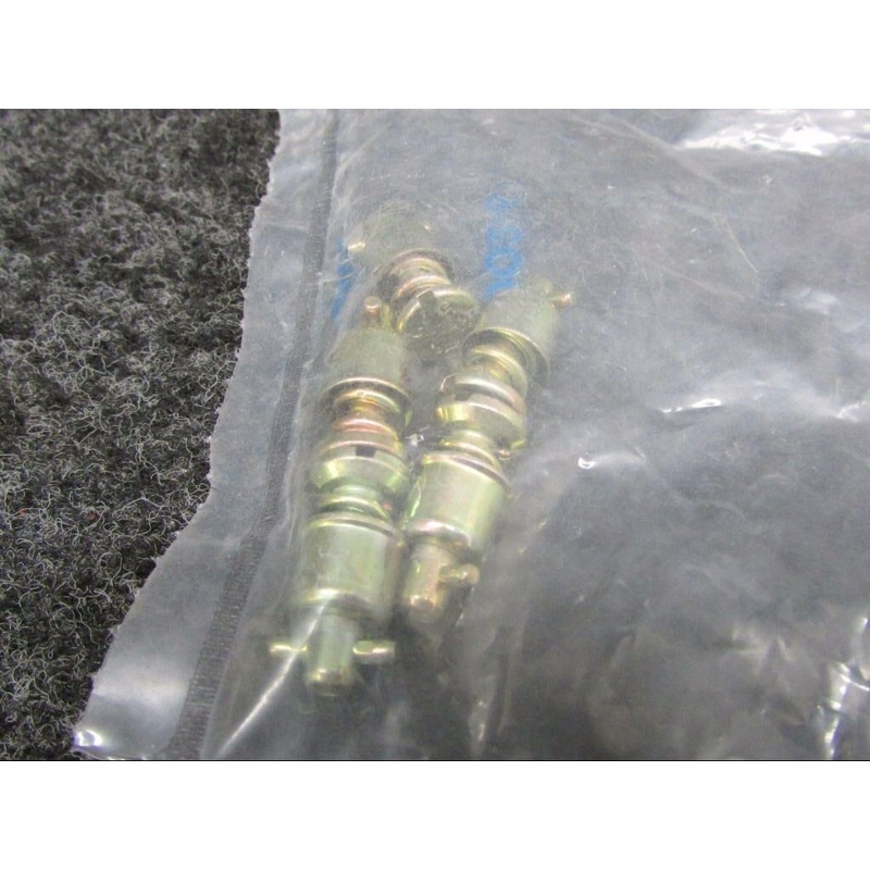 4002-6 Camloc Fasteners (New Old Stock) (Set of 30) (SA)