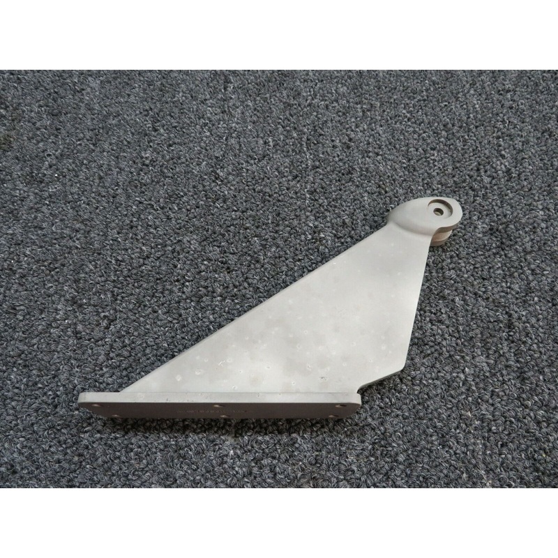 LA57505011 (FSO: 2825101-11) Columbia 400 Hinge Assembly Flap Forward WS 65.5