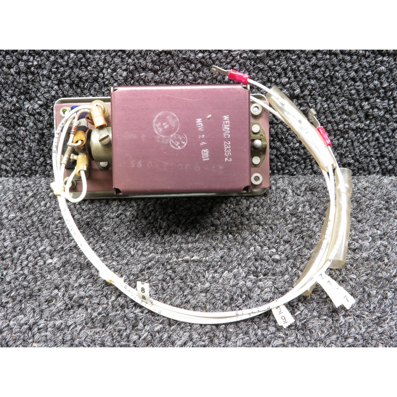 2335-2 (Alt: 27-90002-095) Fairchild SA-227-AC Interior Light Assembly