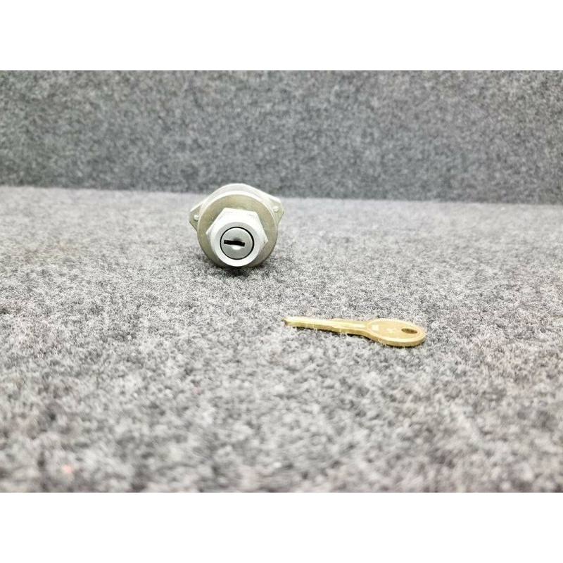 C292501-0102 Cessna 150J Ignition Switch w/ Key (Voltage: 12)