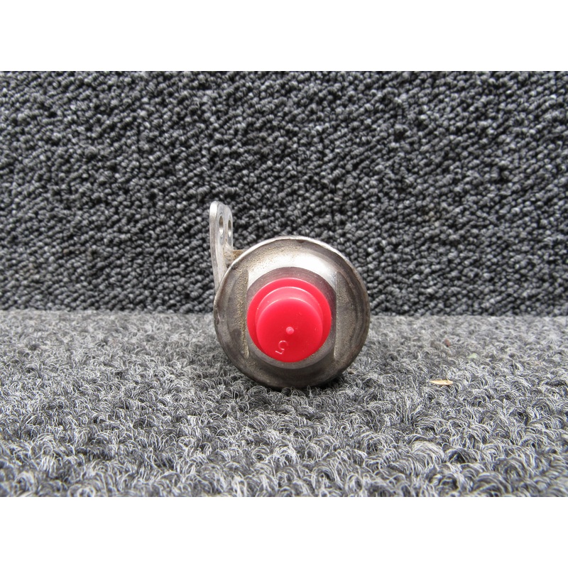 211C119-136A Consolidated Controls Pressure Switch and Pressure Switch w Mount