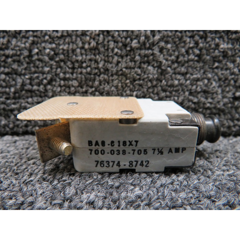 700-038-705-7.5 Mechanical Products Circuit Breaker Switch