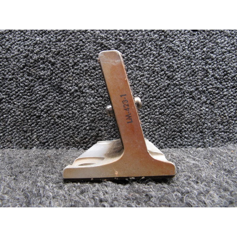 LM-423-1 Lord Engine Vibration Isolator Mount Bracket