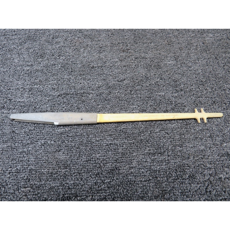 16305 Dayton-Granger 610D-1B Anti-Static Discharger (Minor Corrosion)