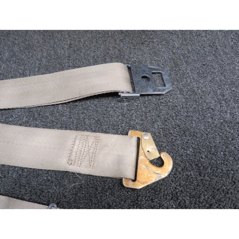 1710-1200-0009-00 Indiana Mills Lap Seat Belt Assembly w Shoulder Strap Co-Pilot