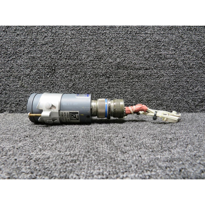 C662502-0101 Mid-Continent MD129-1 Voltmeter Indicator with Mount, 10-40V
