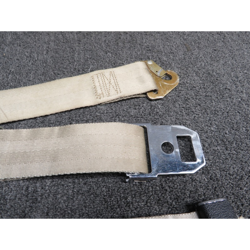 1710-1200-0009-00 Indiana Mills Lap Seat Belt Assembly with Shoulder Strap Pilot