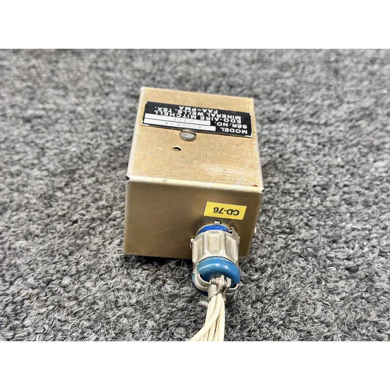 1A526-1 Edo-Aire Mitchell Autopilot Relay Box (28V)