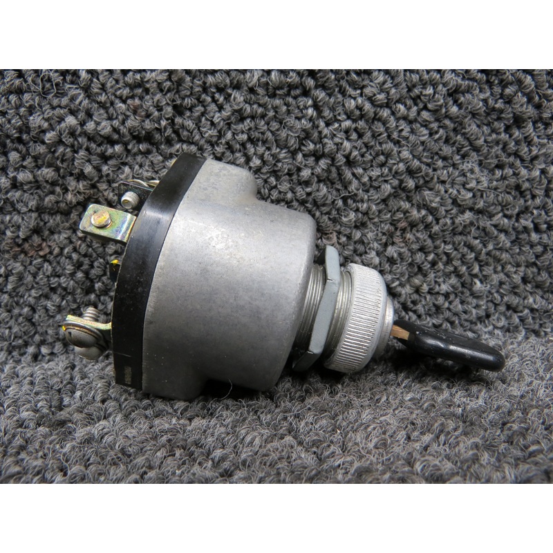10-357200-1 (Alt: A661-1) Teledyne Ignition Switch Assembly with Key
