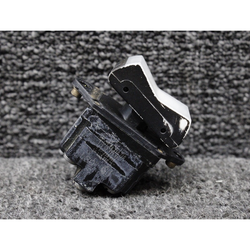2TP16-3 Und Lab Rocker Switch (Volts: 125, 250)