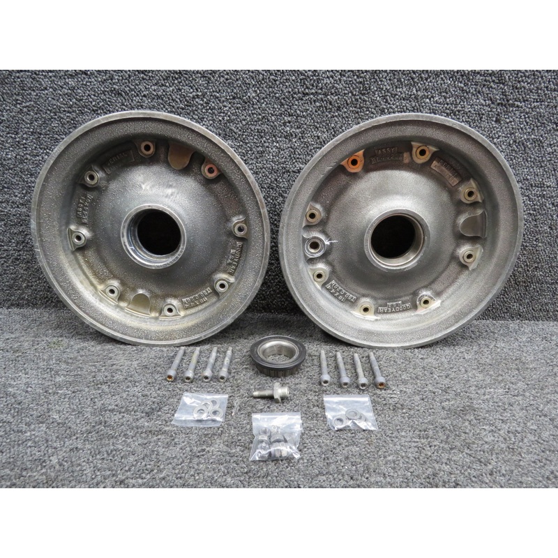 9544207 (Alt: 3-1418) Swearingen Goodyear Nose Wheel 18×4.4 (Core)