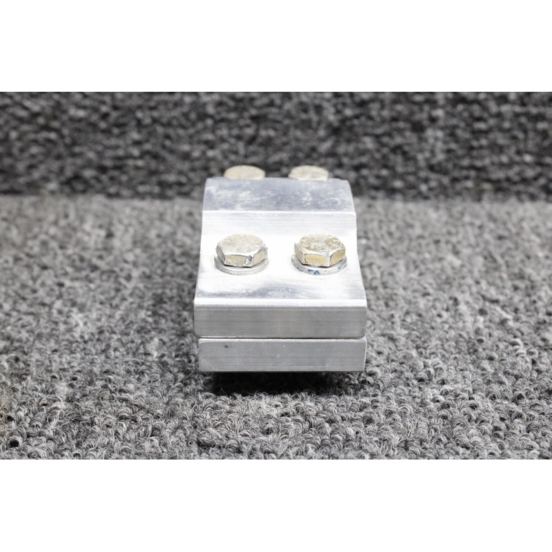 D41-2213-10-53-02, D41-2213-10-54-02 Diamond DA42-NG Servo Brindle Cable Clamp