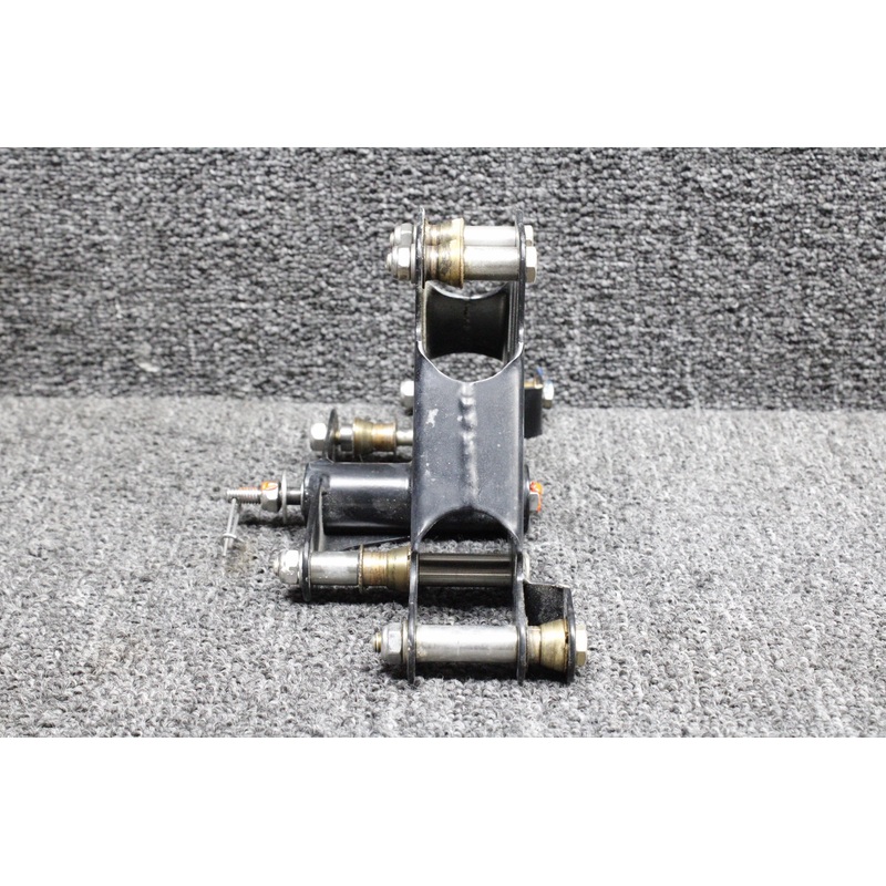 D60-2723-50-00-01 Diamond DA42-NG Rudder Cable and Pulley T-Yoke