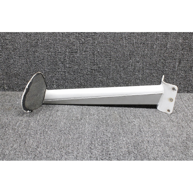 D60-5300-61-00-1 Diamond DA42-NG Fuselage Step LH (Minor Corrosion)