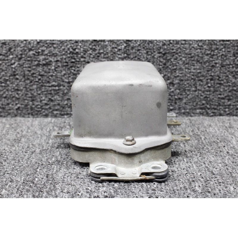 72077 (Alt: 450-385) Piper PA23-250 Delco Remy Voltage Regulator