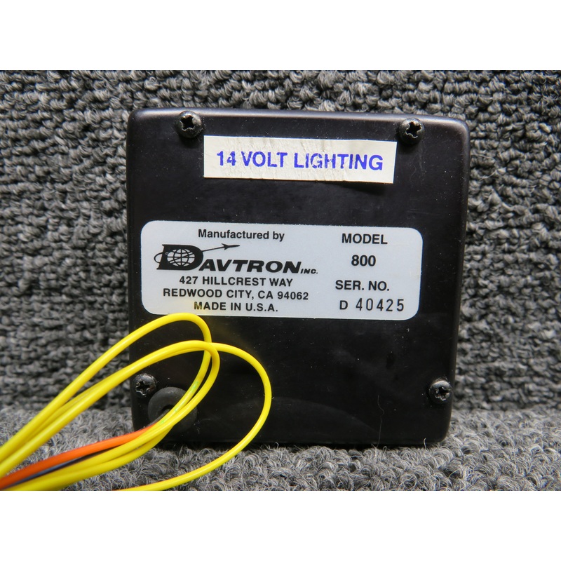 M800 Davtron Chronometer Indicator Lighted (Volts: 14) (Screen Damage)