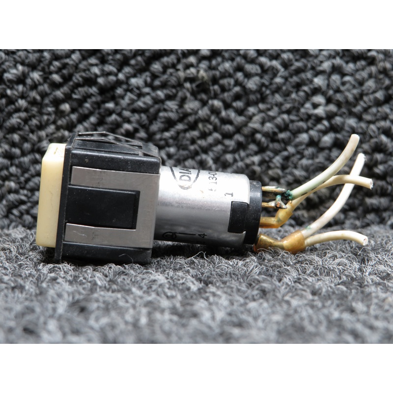 513-0101-604 Dialco Left Generator Inop Pushbutton