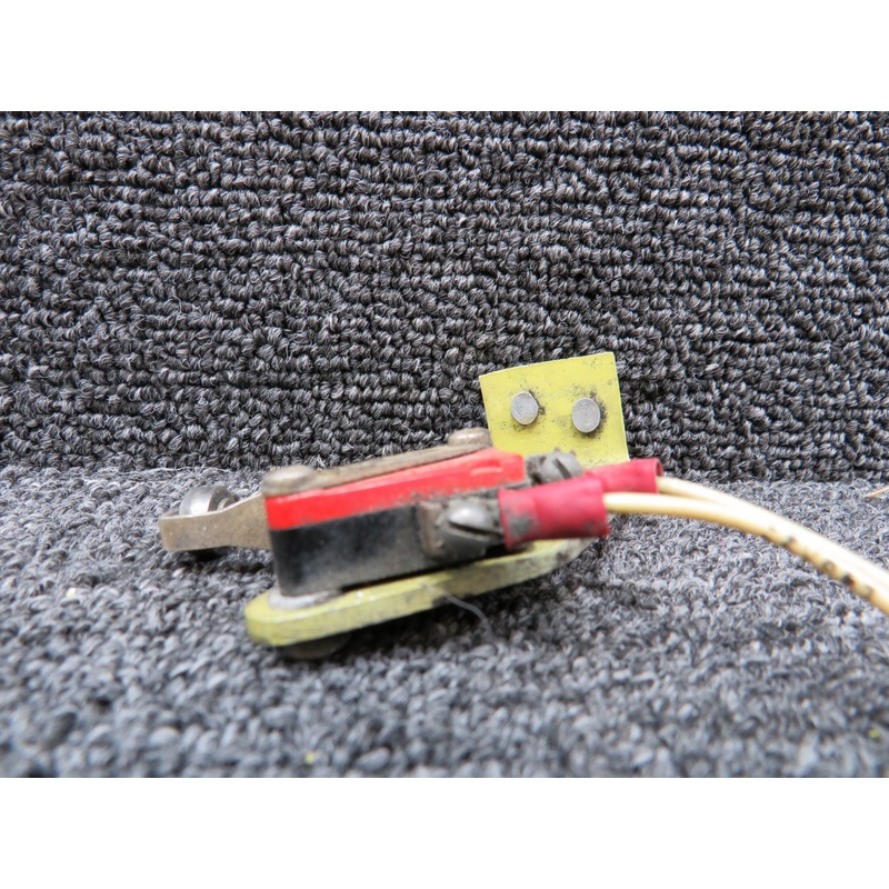5800264-15-186 Aero Commander Bracket with Micro Switch