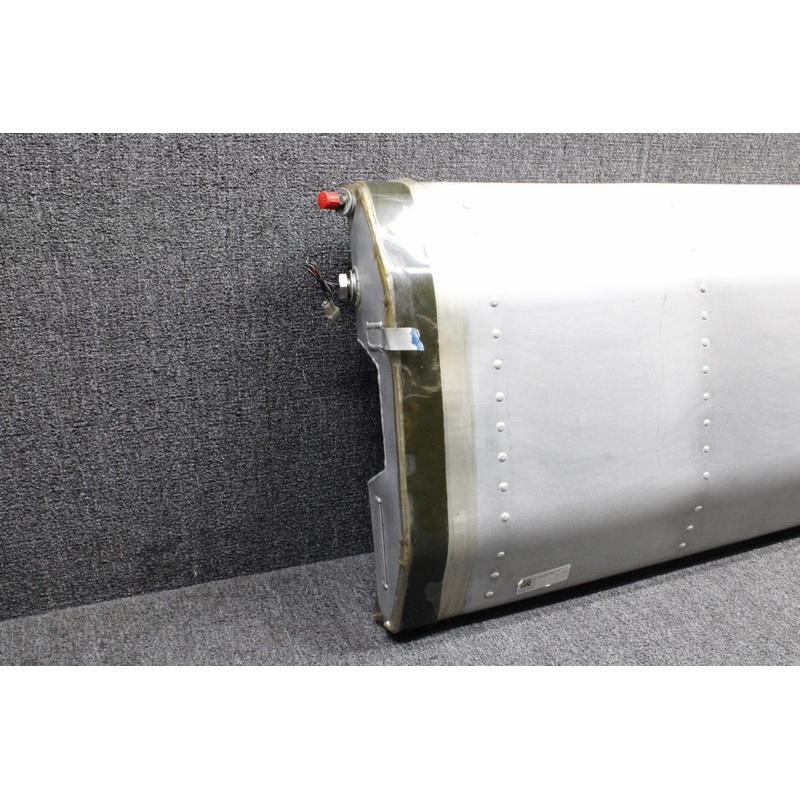D60-2814-12-00 Diamond DA42-NG Auxiliary Fuel Tank RH (Minor Damage, Corrosion)