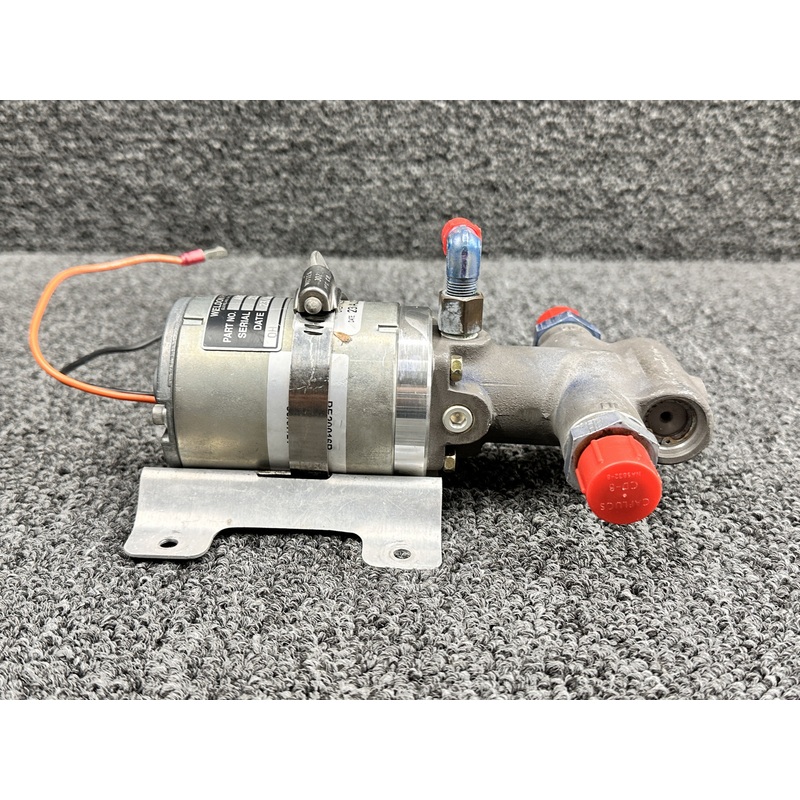 A8150-B (Alt: PE20016R) Weldon Fuel Pump Assembly with Mount (24V)